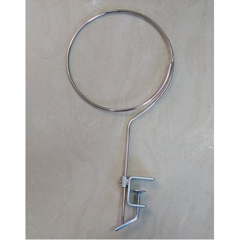 Приспособление для вдевания шнура в пояс