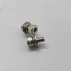 Винт 413S13008 M4 L=8