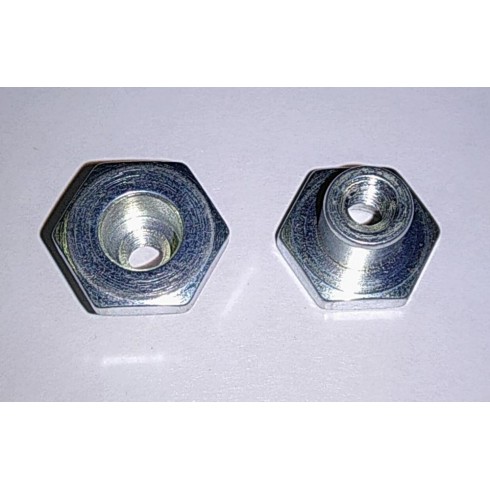 Гайка 70132430 TB751820-33-013