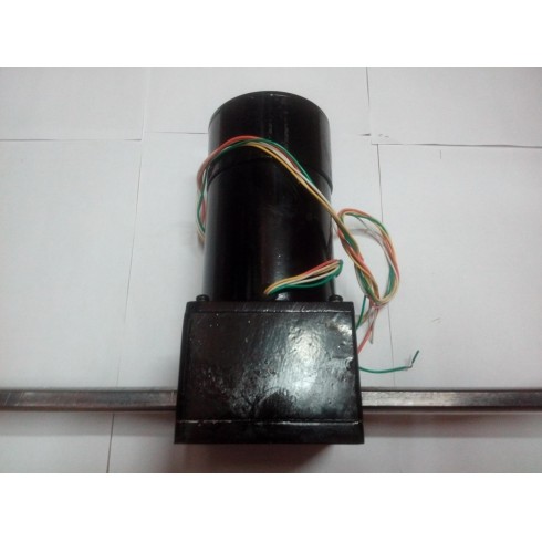 Редуктор подъема линейки с приводом и валом в сборе