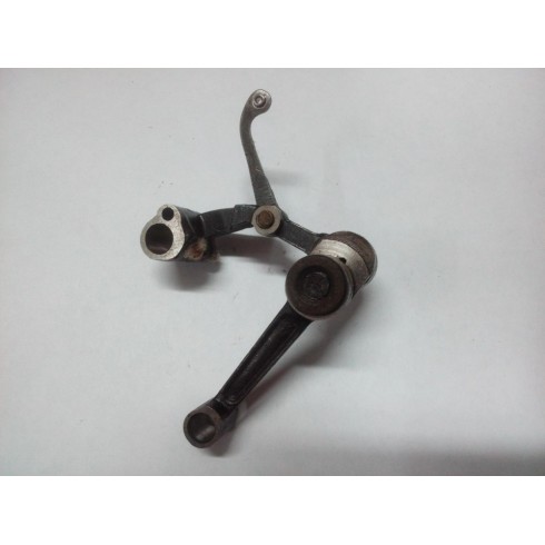 Нитепритягиватель в сборе 1022М кл.