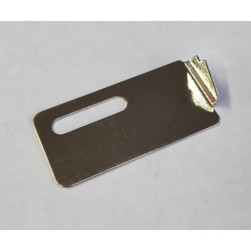 Пластина 31012087