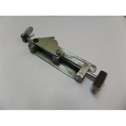 Ограничительная линейка для отстрочки полей и козырьков