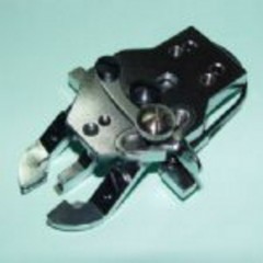 Лапка в сборе B2547-372-0C0 (без рычага) (original)