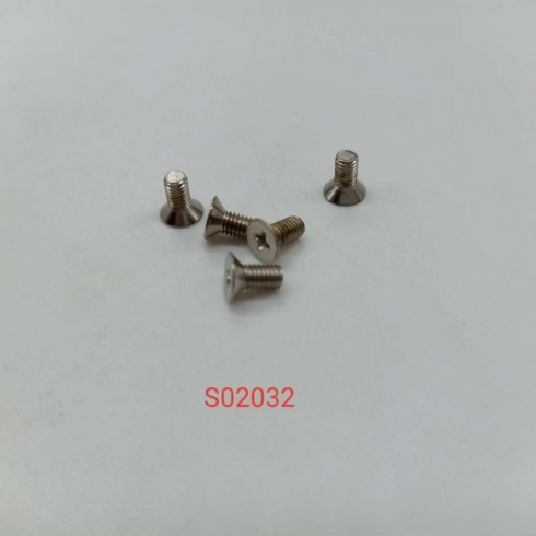 Винт S02032
