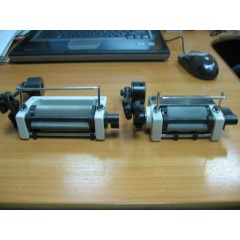 Податчик-натяжитель резинки VWL14F-A ( узкий, резинка 50 мм.)