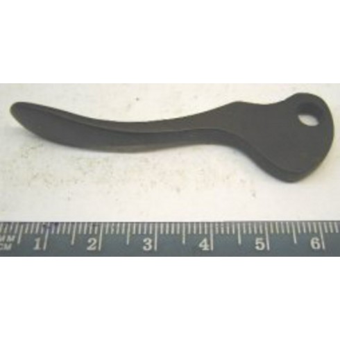 Рычаг подъема лапки (23)